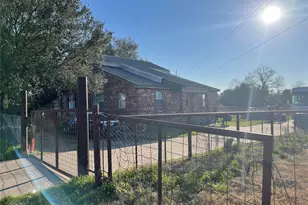 20661 Cochran Rd, Prairie View, TX 77445 - Photo 3