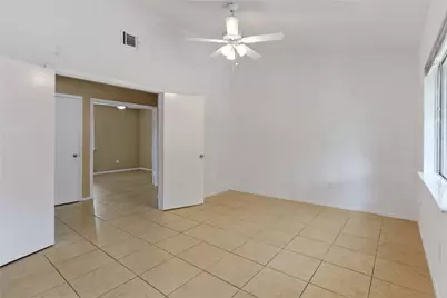 11622 Sela Ln ,Houston, Houston, TX 77072 - Photo 7