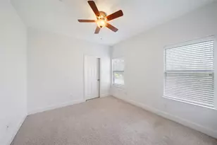 911 W 21st St, Houston, TX 77008 - Photo 11