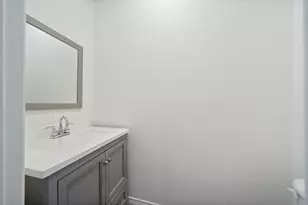 911 W 21st St, Houston, TX 77008 - Photo 5