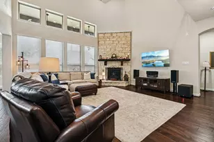 13909 N Lake Branch Ln, Houston, TX 77044 - Photo 11