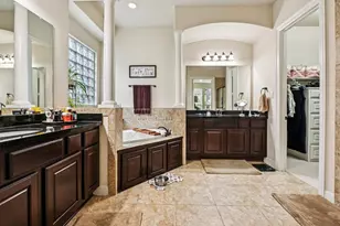 13909 N Lake Branch Ln, Houston, TX 77044 - Photo 23