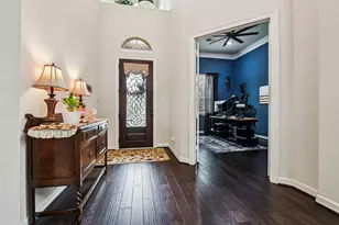 13909 N Lake Branch Ln, Houston, TX 77044 - Photo 9