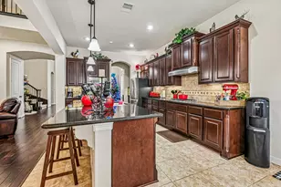 13909 N Lake Branch Ln, Houston, TX 77044 - Photo 17