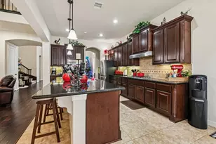 13909 N Lake Branch Ln, Houston, TX 77044 - Photo 17