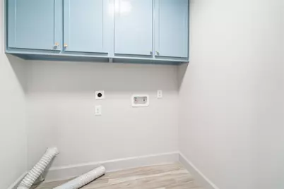 10111 Brinwood Drive, Houston, TX 77043 - Photo 25