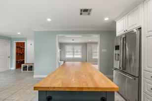 9333 Walterville Rd, Houston, TX 77080 - Photo 17