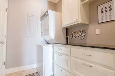 2139 Gulf, Crystal Beach, TX 77650 - Photo 17