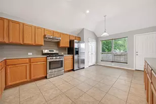 18499 Sunrise Pines Dr, Montgomery, TX 77316 - Photo 11