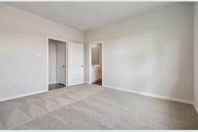 15885 Berry Hill Drive, Conroe, TX 77303 - Photo 9