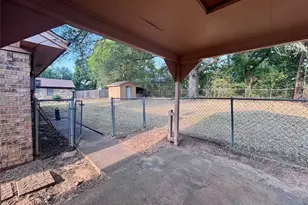 206 Valley Ln, Crockett, TX 75851 - Photo 7