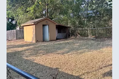 206 Valley Lane, Crockett, TX 75851 - Photo 5