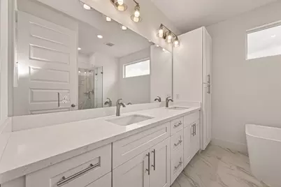 1502 Hussion Street, Houston, TX 77003 - Photo 31