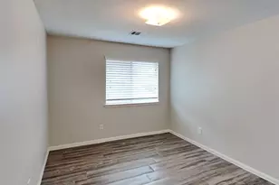 13323 Ambrosa Dr, Houston, TX 77044 - Photo 19