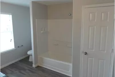 13323 Ambrosa Drive, Houston, TX 77044 - Photo 11