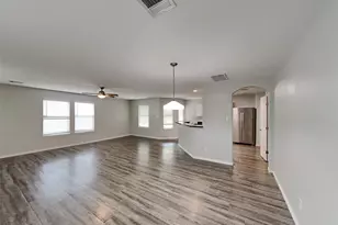 13323 Ambrosa Dr, Houston, TX 77044 - Photo 5