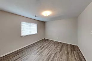 13323 Ambrosa Dr, Houston, TX 77044 - Photo 15