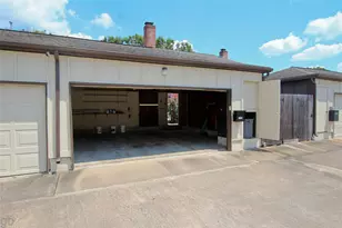 11568 S Kirkwood Rd, Houston, TX 77477 - Photo 31