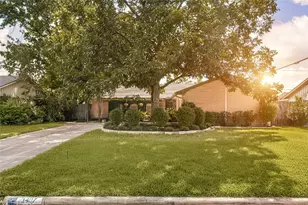 3407 Rockyridge Dr, Houston, TX 77063 - Photo 21