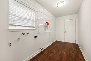 3407 Rockyridge Dr, Houston, TX 77063 - Photo 17