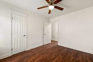 3407 Rockyridge Dr, Houston, TX 77063 - Photo 13