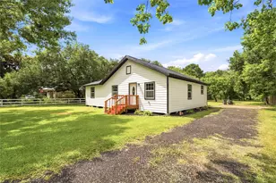8414 Schiro Rd, Hitchcock, TX 77563 - Photo 25