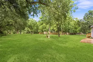 8414 Schiro Rd, Hitchcock, TX 77563 - Photo 37
