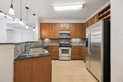 1711 Old Spanish Trail #440, Houston, TX 77054 - Photo 5