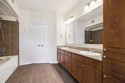 1711 Old Spanish Trail #440, Houston, TX 77054 - Photo 11