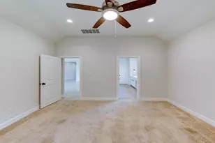 13424 Diamond Reef Ln, La Marque, TX 77568 - Photo 17