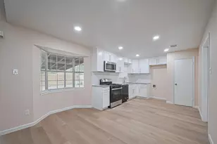 1612 Sleepy Hollow Dr, Pearland, TX 77581 - Photo 9