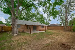 1612 Sleepy Hollow Dr, Pearland, TX 77581 - Photo 35