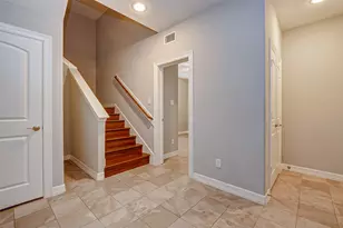 1174 Hempstead Villa Ln, Houston, TX 77008 - Photo 5