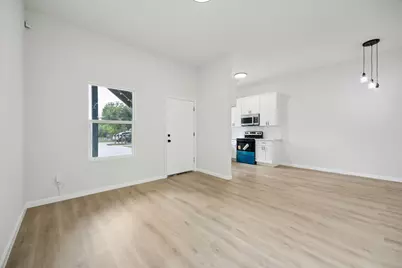 301 Cartersville Street, Houston, TX 77029 - Photo 21