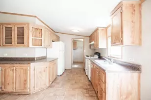30821 Clyde Ln, Hockley, TX 77447 - Photo 5