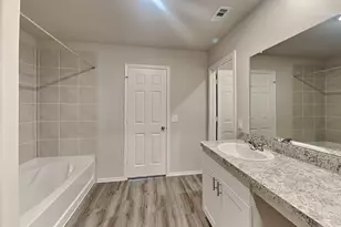 1907 Evening Breeze Ln, Houston, TX 77073 - Photo 9