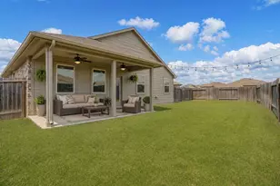 20509 Vaughn Frst Ct, New Caney, TX 77357 - Photo 21