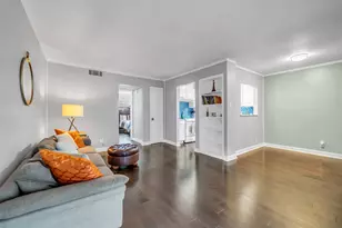606 Marshall St, Houston, TX 77006 - Photo 1