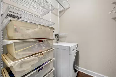 606 Marshall Street #A29, Houston, TX 77006 - Photo 9
