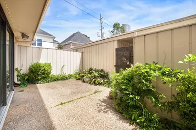 5827 Valley Forge Drive #83, Houston, TX 77057 - Photo 21
