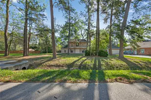 410 Caesars Cir, New Caney, TX 77357 - Photo 5