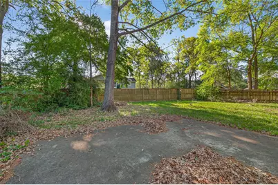 410 Caesars Circle, New Caney, TX 77357 - Photo 9