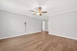 359 N Post Oak Ln, Houston, TX 77024 - Photo 21