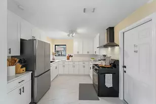 9711 Bertwood St, Houston, TX 77016 - Photo 13