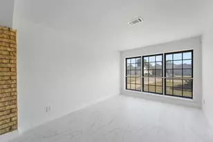 9711 Bertwood St, Houston, TX 77016 - Photo 5