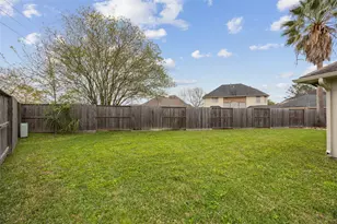 1126 Pinsonfork Dr, Spring, TX 77379 - Photo 33