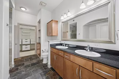 1901 Post Oak Boulevard #2215, Houston, TX 77056 - Photo 11