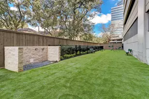 1901 Post Oak Blvd, Houston, TX 77056 - Photo 23