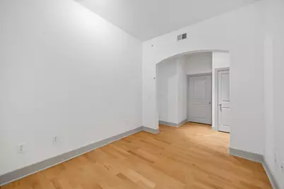 1901 Post Oak Boulevard #2215, Houston, TX 77056 - Photo 5