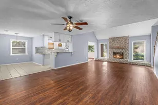 8118 Oak Moss Dr, Spring, TX 77379 - Photo 9